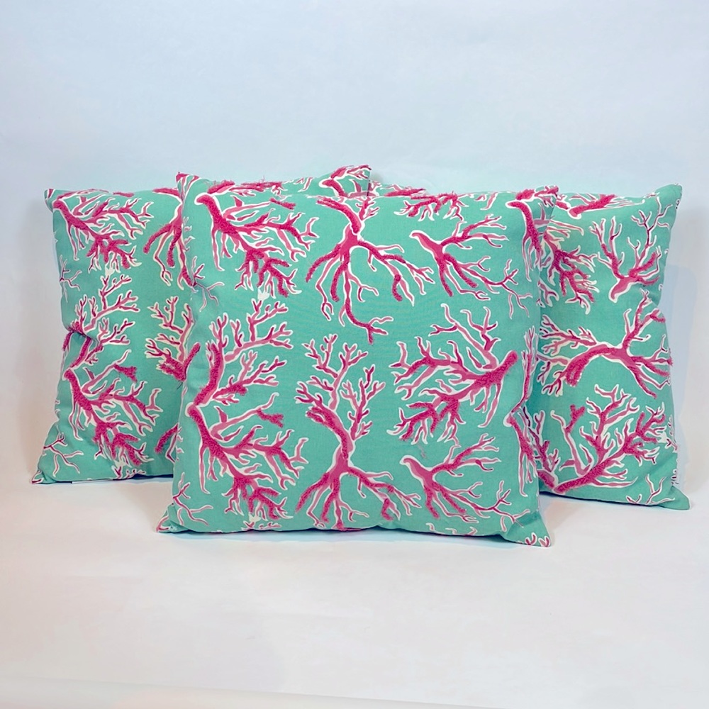 3 Simply Southern Beautiful throw Pillows, Sea-themed, coral reef. Looks New.